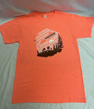 041 T-Shirt Hexagon Landscape with Bear/Deer